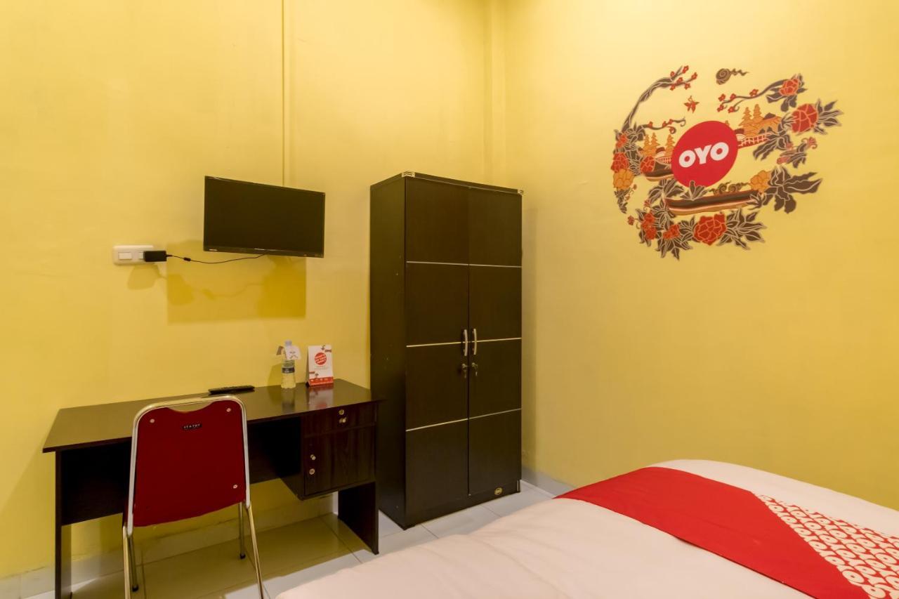 Oyo 447 Hutasimo Hotel 2*